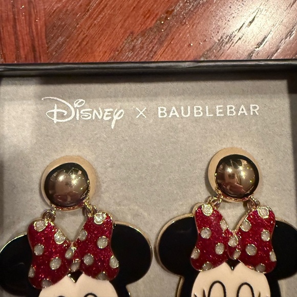 NEW IN BOX Disney x BaubleBar Minnie Mouse Earrings - Picture 2 of 3